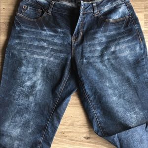 Stone washed jeans